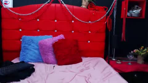 Nixye online show from November 2025 07:52:01 AM