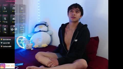 Noah Blaze online show from December 2025 05:03:01 AM