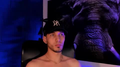 Snapshot of noah_brigth chatting on November 2025 08:57:01 AM Noah Brigth online show from November 2025 08:57:01 AM