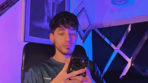 Snapshot of noah_brigth chatting on December 2025 03:56:01 AM Noah Brigth online show from December 2025 03:56:01 AM