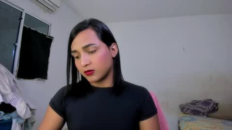 Snapshot of noah_cute18 chatting on March 2025 10:43:01 PM Noah online show from March 2025 10:43:01 PM