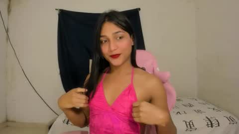 Snapshot of noah_cute18 chatting on November 2025 03:25:02 PM Noah online show from November 2025 03:25:02 PM