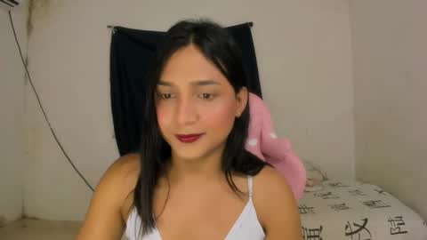 Snapshot of noah_cute18 chatting on December 2025 07:52:02 PM Noah online show from December 2025 07:52:02 PM