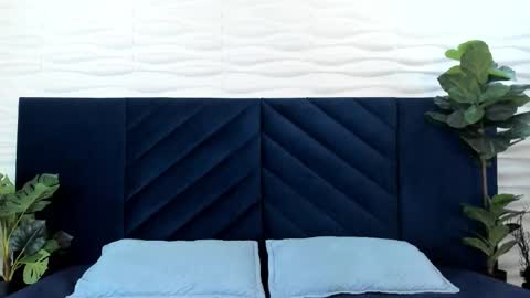 noah_dupont_ online show from November 2025 11:44:01 AM