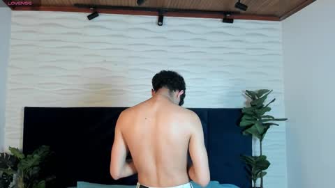 noah_dupont_ online show from March 2026 12:05:02 AM