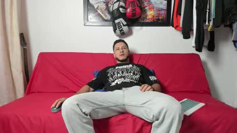 Snapshot of noah_happy07 chatting on February 2026 10:22:01 PM Noah online show from February 2026 10:22:01 PM