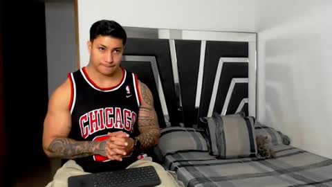 Noah Harris01 online show from October 2025 10:55:01 PM