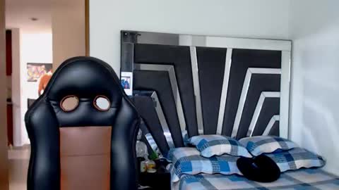 Noah Harris01 online show from March 2026 01:55:01 PM