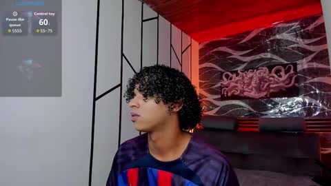 noah_smith04 online show from March 2026 12:56:02 PM