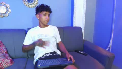 Snapshot of noah_smith77 chatting on February 2026 11:38:01 PM NOAH SMITH online show from February 2026 11:38:01 PM