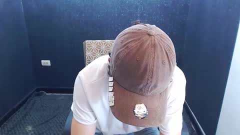 noah_sokolov online show from November 2025 03:56:01 PM