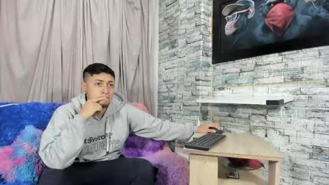 Noahandbunny online show from May 2026 11:15:01 AM