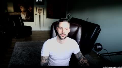 Noah Fitt online show from April 2026 02:36:01 AM