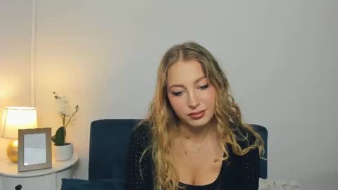 Snapshot of noahpretty chatting on September 2025 03:14:01 PM noahpretty online show from September 2025 03:14:01 PM