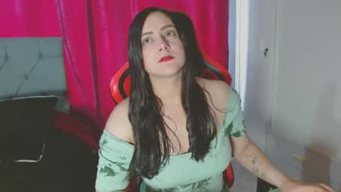 Snapshot of noamartin_ chatting on November 2025 08:55:01 PM Noamartin online show from November 2025 08:55:01 PM