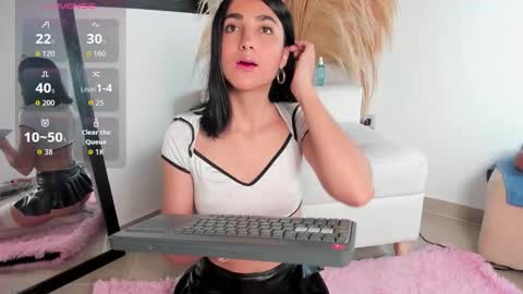 Noami Rose  online show from November 2025 01:48:02 AM