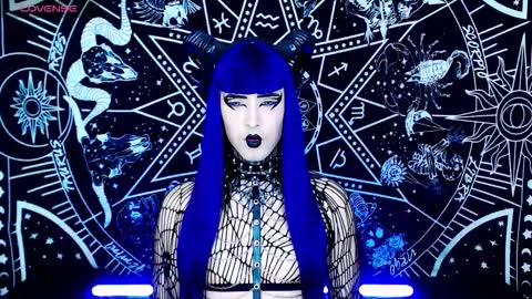 caroline online show from October 2025 02:45:01 AM