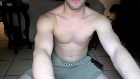 Snapshot of nobudget06 chatting on February 2025 04:37:01 AM nobudget06 online show from February 2025 04:37:01 AM