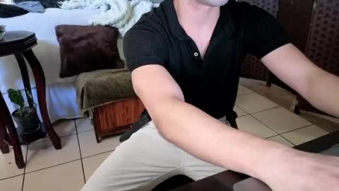 Snapshot of nobudget06 chatting on February 2025 08:11:01 PM nobudget06 online show from February 2025 08:11:01 PM