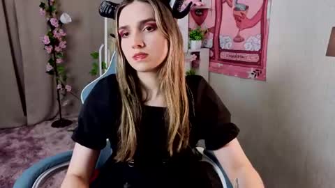 Snapshot of nocturnehuntress chatting on June 2026 07:46:02 AM Alice online show from June 2026 07:46:02 AM