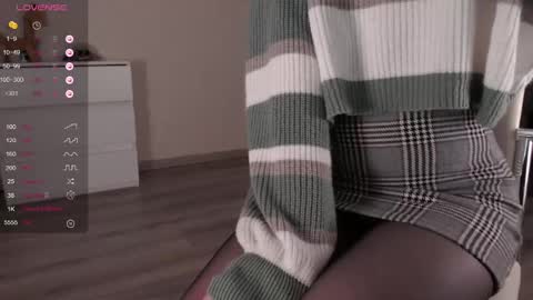 Snapshot of noelleneptune chatting on January 2025 04:36:02 PM noelleneptune online show from January 2025 04:36:02 PM