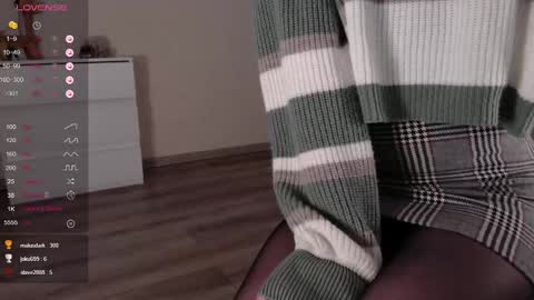 Snapshot of noelleneptune chatting on January 2025 09:58:01 PM noelleneptune online show from January 2025 09:58:01 PM