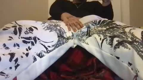 nofacenelly online show from December 2025 02:08:02 AM