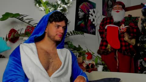 Snapshot of noha_miler chatting on December 2024 07:31:02 PM kevin online show from December 2024 07:31:02 PM