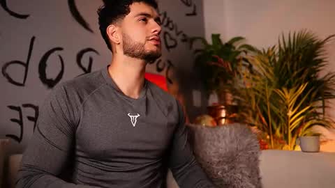 Snapshot of noha_miler chatting on September 2025 11:37:02 PM kevin online show from September 2025 11:37:02 PM