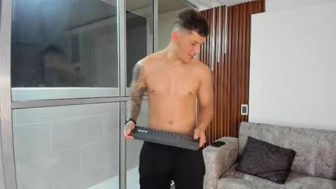 nohabennett7 online show from March 2026 02:08:02 AM