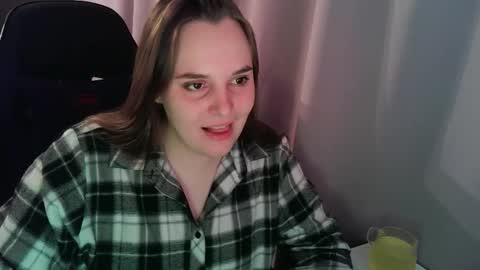 Snapshot of noir_ember_ chatting on October 2025 12:49:01 PM noir_ember_ online show from October 2025 12:49:01 PM