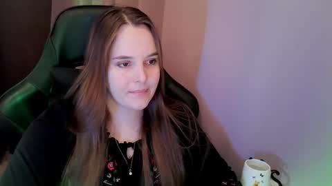 Snapshot of noir_ember_ chatting on November 2025 12:44:02 PM noir_ember_ online show from November 2025 12:44:02 PM