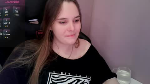 noir_ember_ online show from March 2026 04:21:01 PM