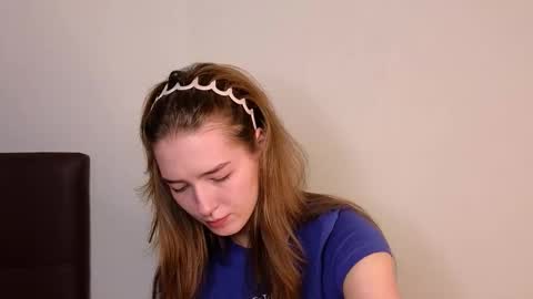 Sophie online show from February 2026 06:41:02 AM