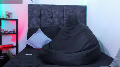 Nolan  online show from April 2026 05:38:02 PM