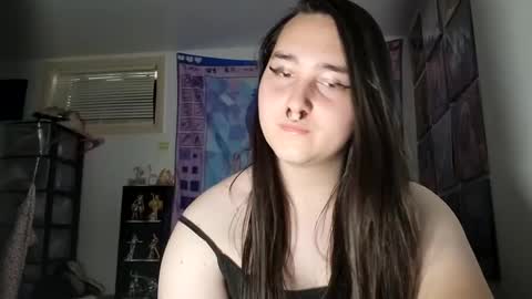 nonbinarybeauty20 online show from March 2025 09:08:02 PM