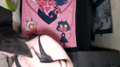 nonbinarybeauty20 online show from May 2026 10:09:02 AM