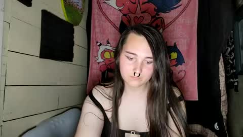 Snapshot of nonbinarybeauty20 chatting on June 2026 09:14:01 AM nonbinarybeauty20 online show from June 2026 09:14:01 AM