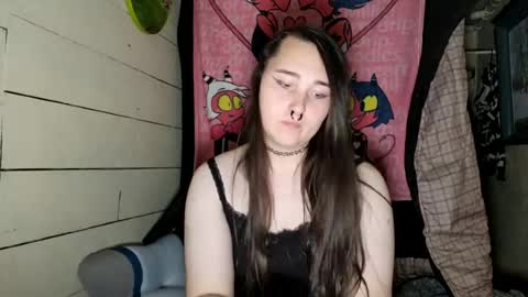 Snapshot of nonbinarybeauty20 chatting on June 2026 07:57:01 AM nonbinarybeauty20 online show from June 2026 07:57:01 AM