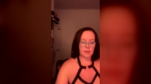 NoNipsAllDrip online show from June 2026 05:56:01 AM