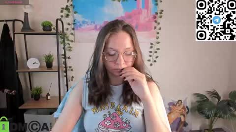 Snapshot of noora_moore chatting on November 2025 12:53:01 AM NOORA online show from November 2025 12:53:01 AM