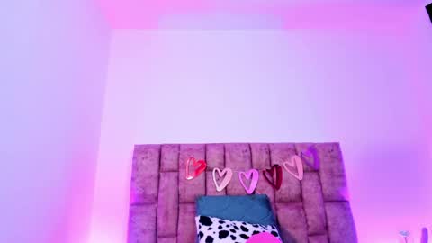 Snapshot of nora_dasilva chatting on June 2026 03:42:01 AM Nora Da Silva online show from June 2026 03:42:01 AM