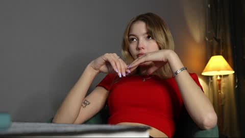 Snapshot of norakiso chatting on February 2025 04:29:01 PM Eva online show from February 2025 04:29:01 PM