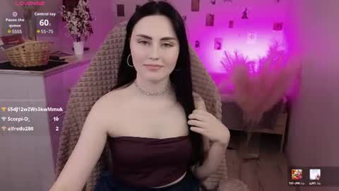 Snapshot of noralumi chatting on June 2026 05:49:02 AM Nora online show from June 2026 05:49:02 AM