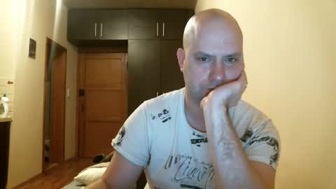 norbertopl87 online show from February 2025 04:17:02 PM