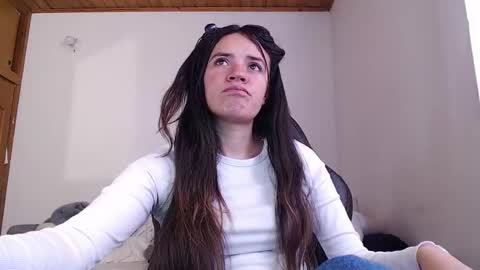 Snapshot of noreen_ chatting on November 2025 05:34:02 PM noreen_ online show from November 2025 05:34:02 PM