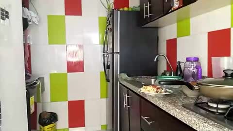 Norehg online show from September 2025 06:29:02 PM