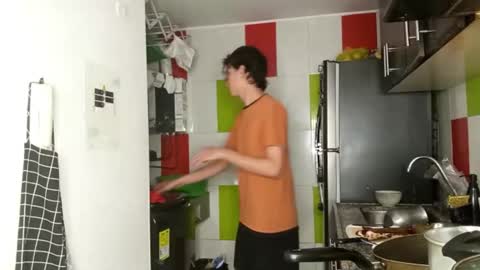 Norehg online show from October 2025 08:34:01 AM