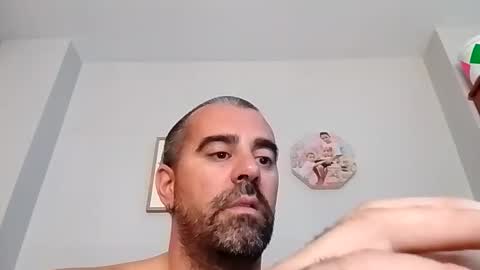 Snapshot of normalito42 chatting on September 2025 12:19:01 PM NORMALITO online show from September 2025 12:19:01 PM