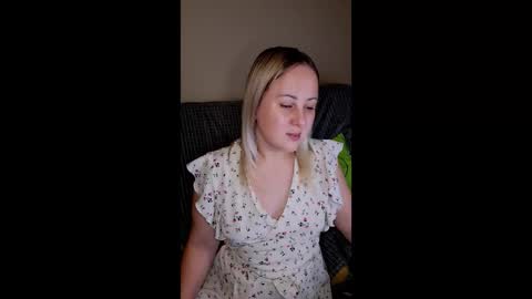 Snapshot of not_nakedcat chatting on October 2025 02:57:01 PM hi glad to chat online show from October 2025 02:57:01 PM